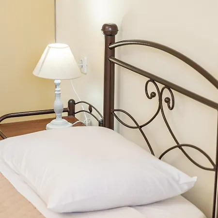 Penny's * Agia Efimia