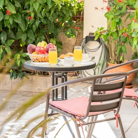 Апартаменты Penny's Айя-Евфимия